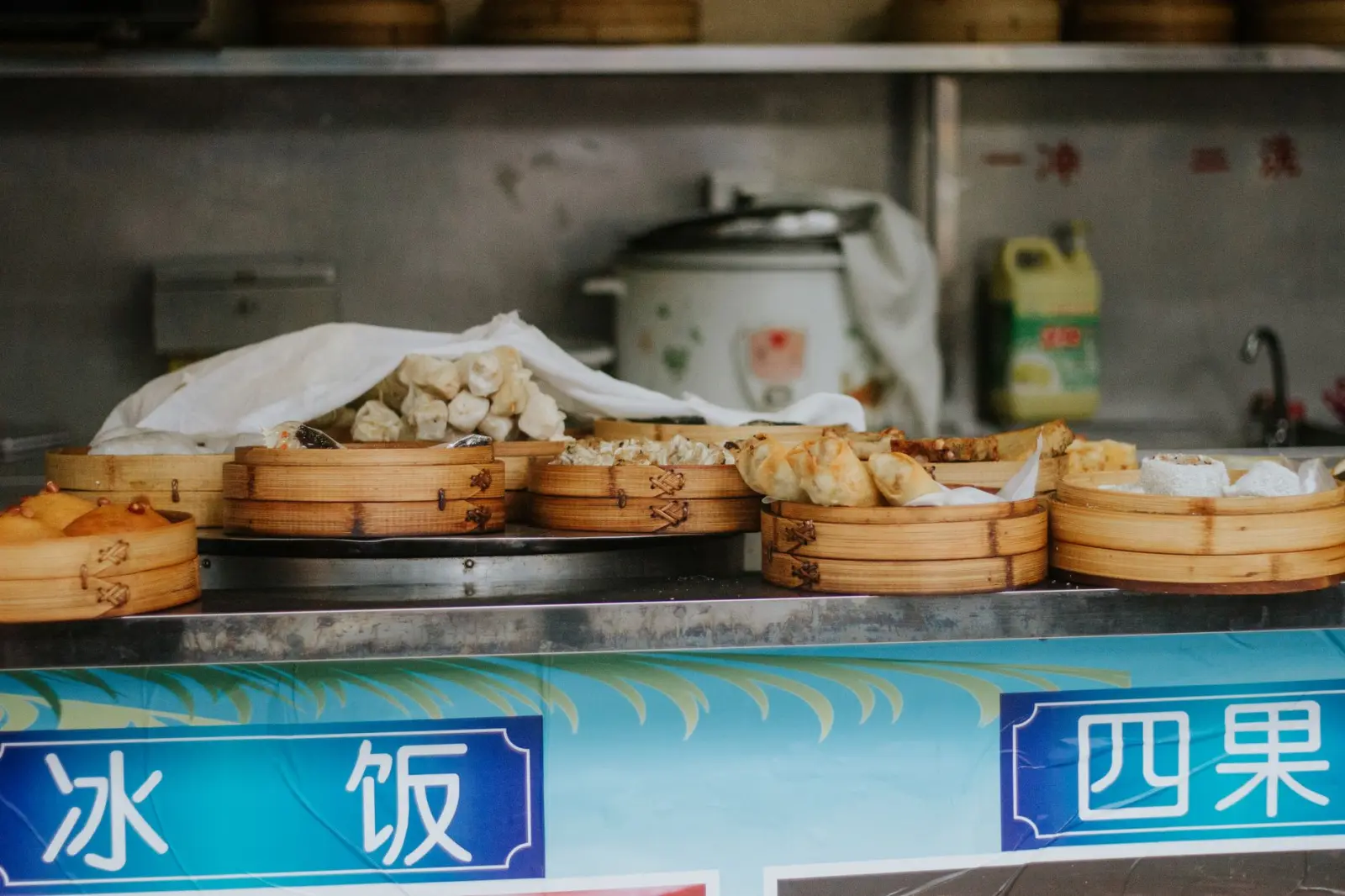 上海崧霏办公设备选购指南：打印纸与复印纸的型号匹配方案